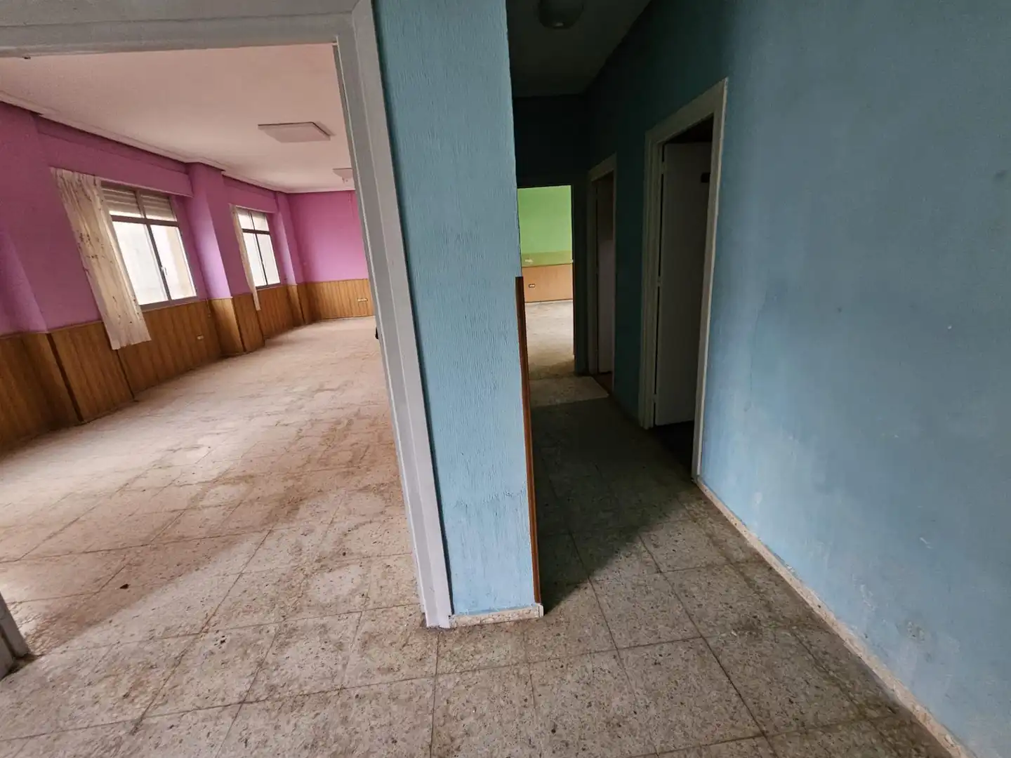 Local comercial en alquiler en Avenida BONDAD 6, imagen 2