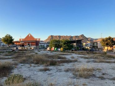 Terreno residenziale in vendita a Calle Álava 1