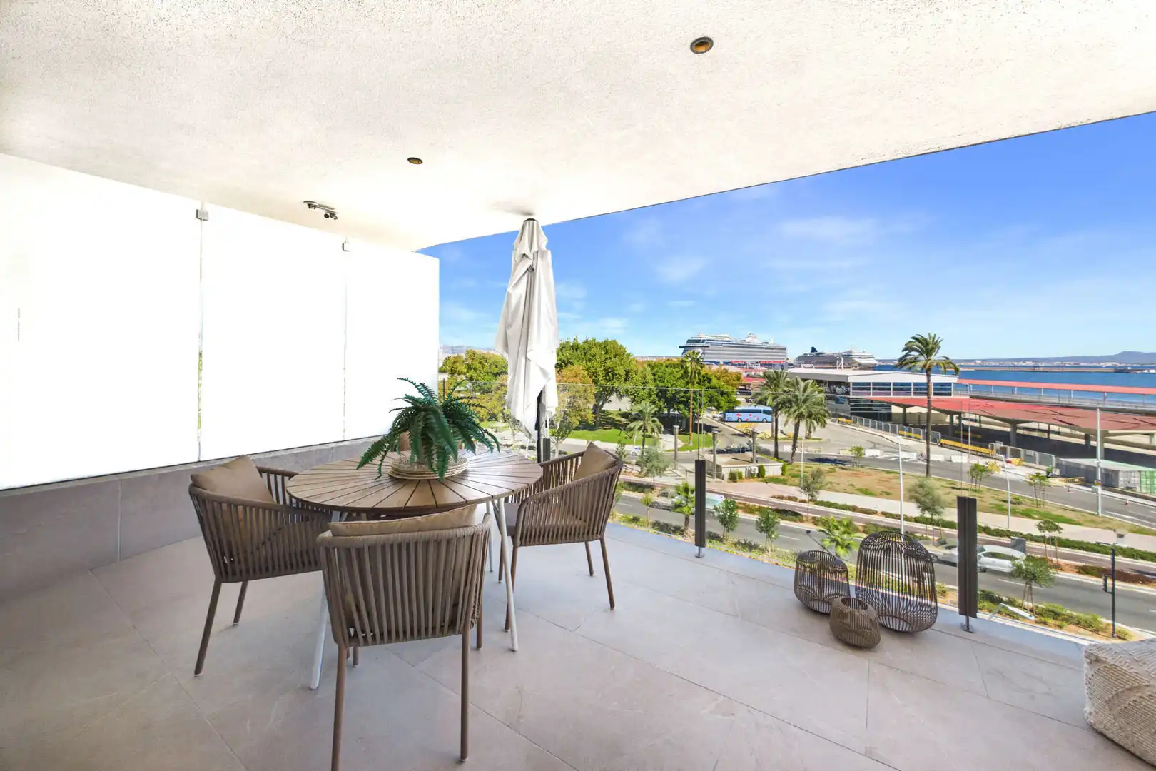 Terrassa de Apartament en venda en Ponent