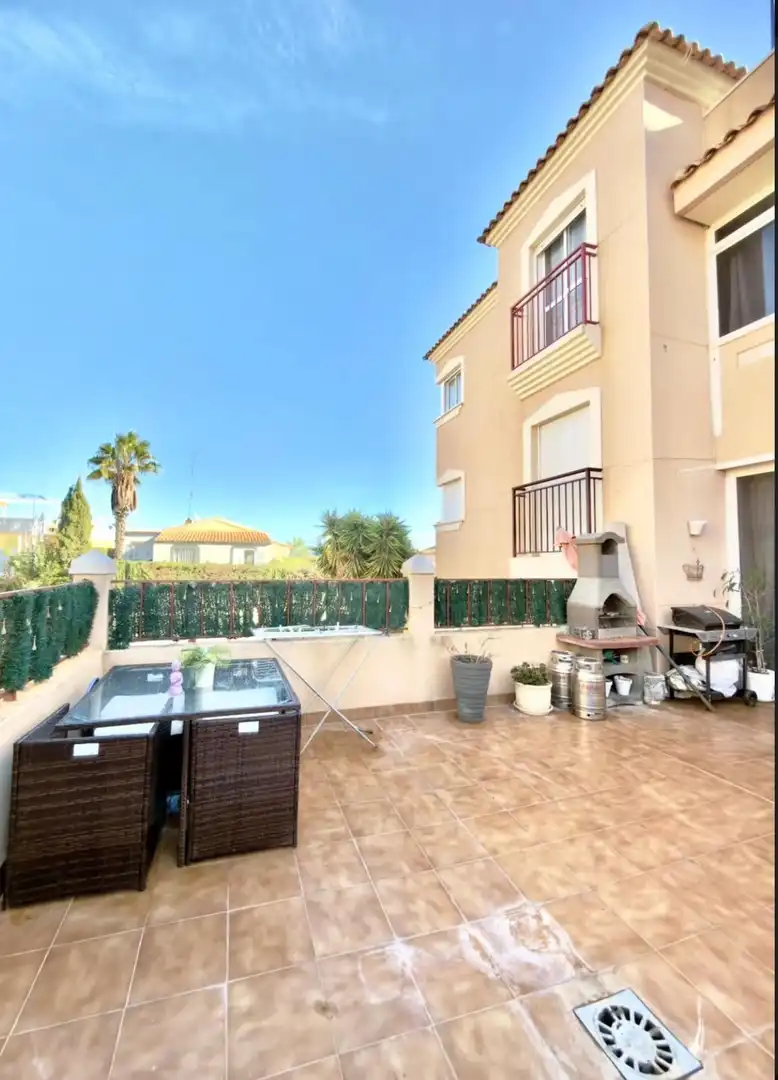 Reihenhaus zum Verkauf in Orihuela Costa