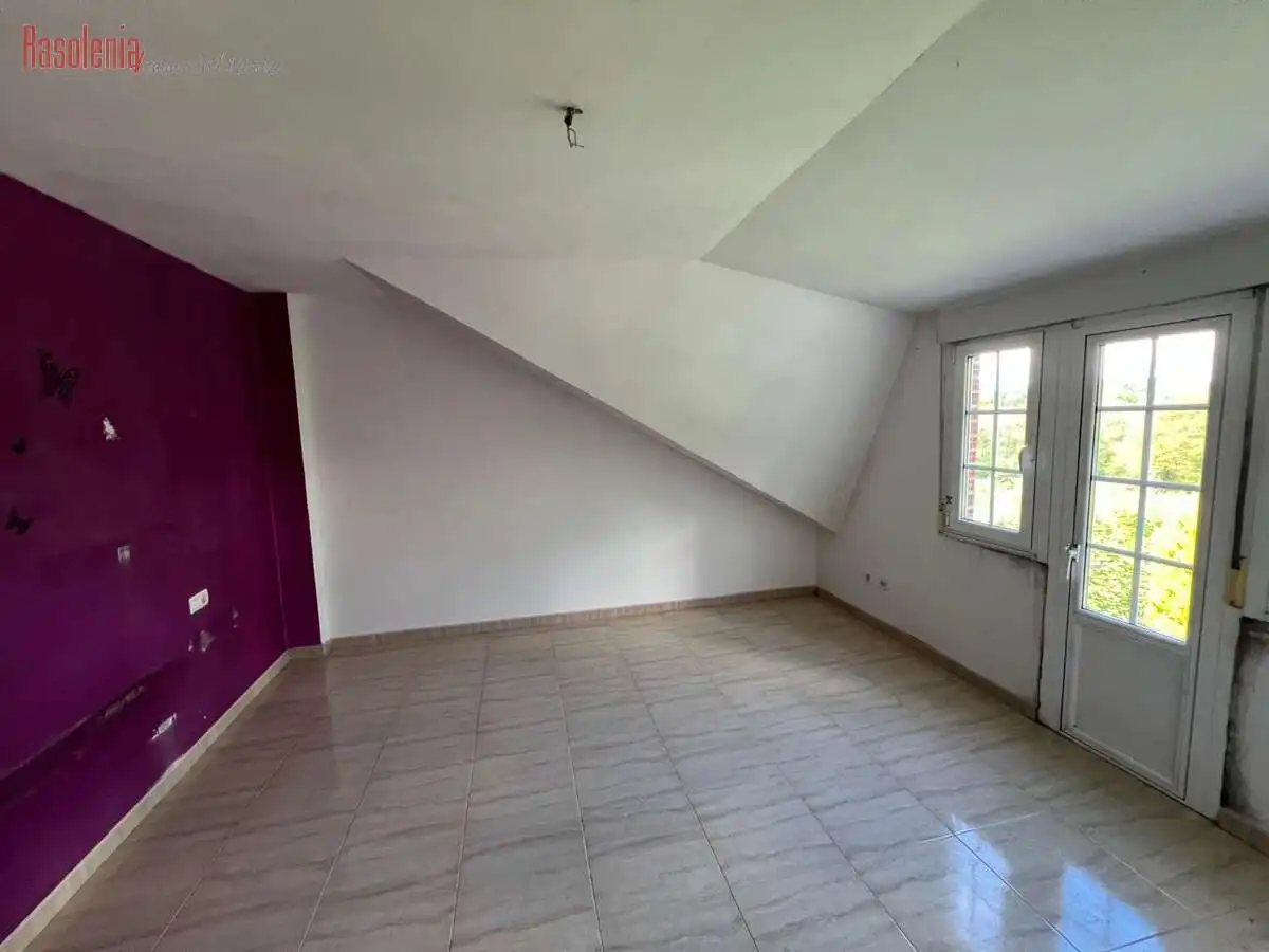 Houses for sale in Outeiro de Rei  with Heating and Storage room