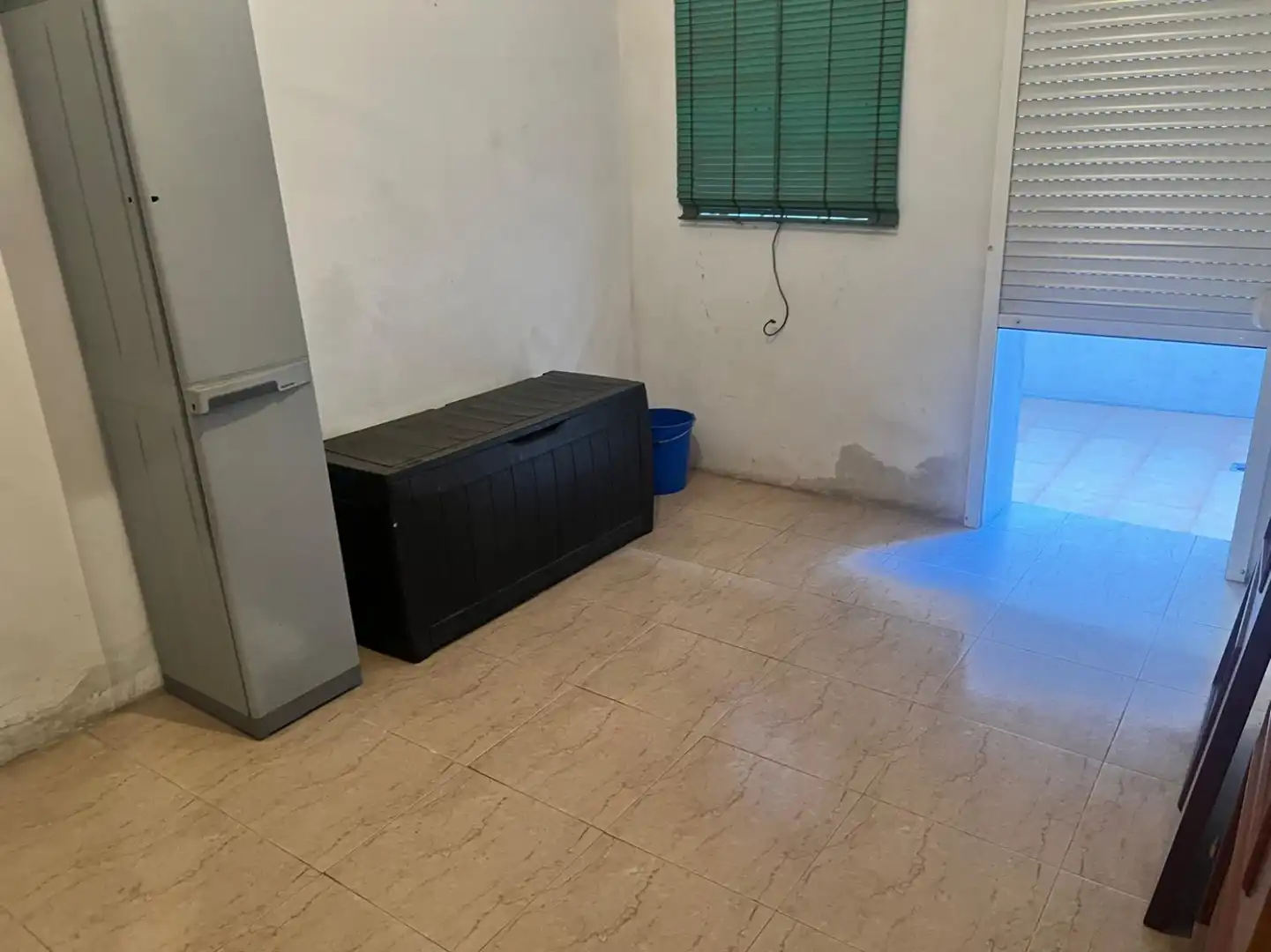 Buildings for sale in Ausona, Trinitat Vella