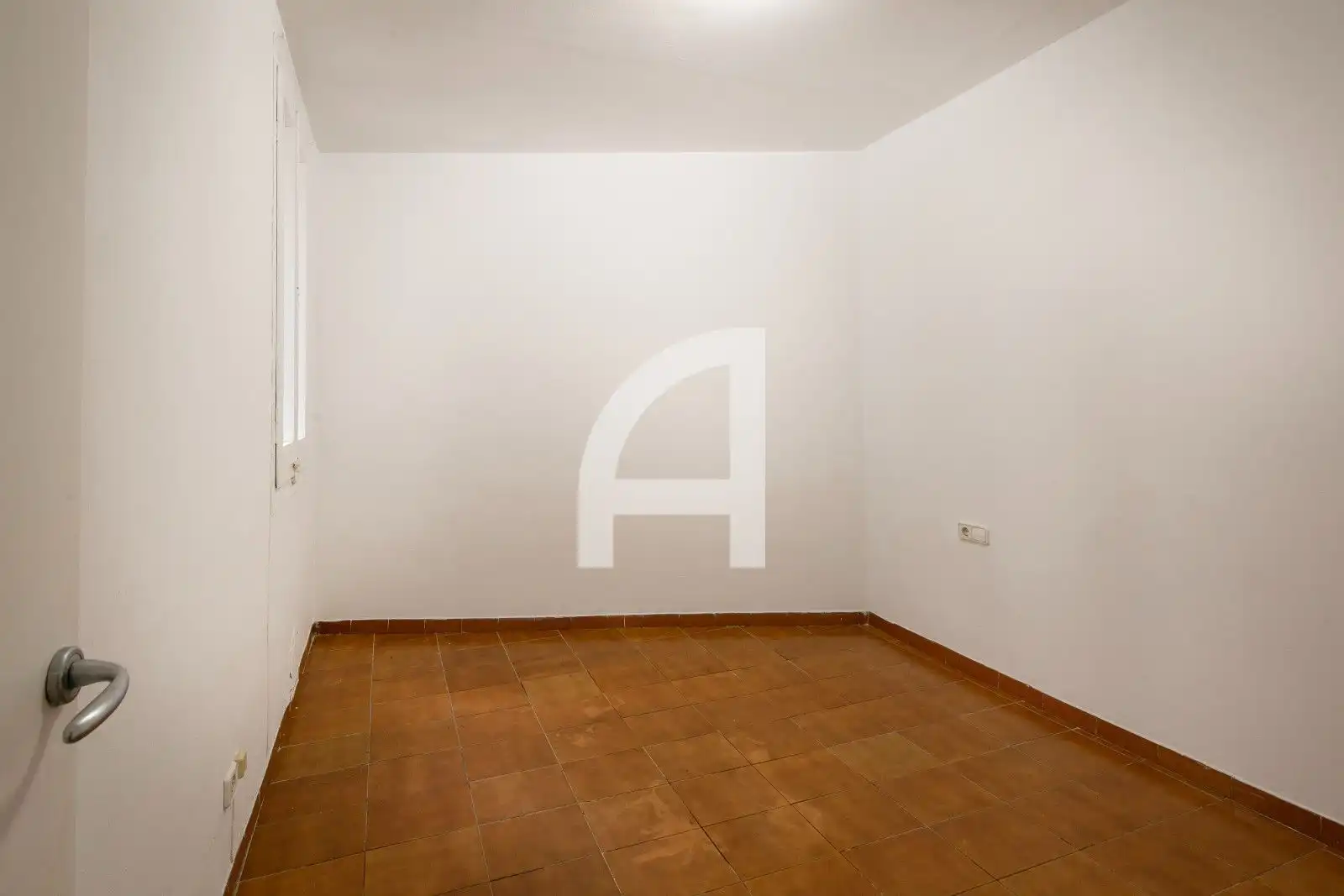 Flat for sale in Barcelona  with Parquet flooring and Terrace