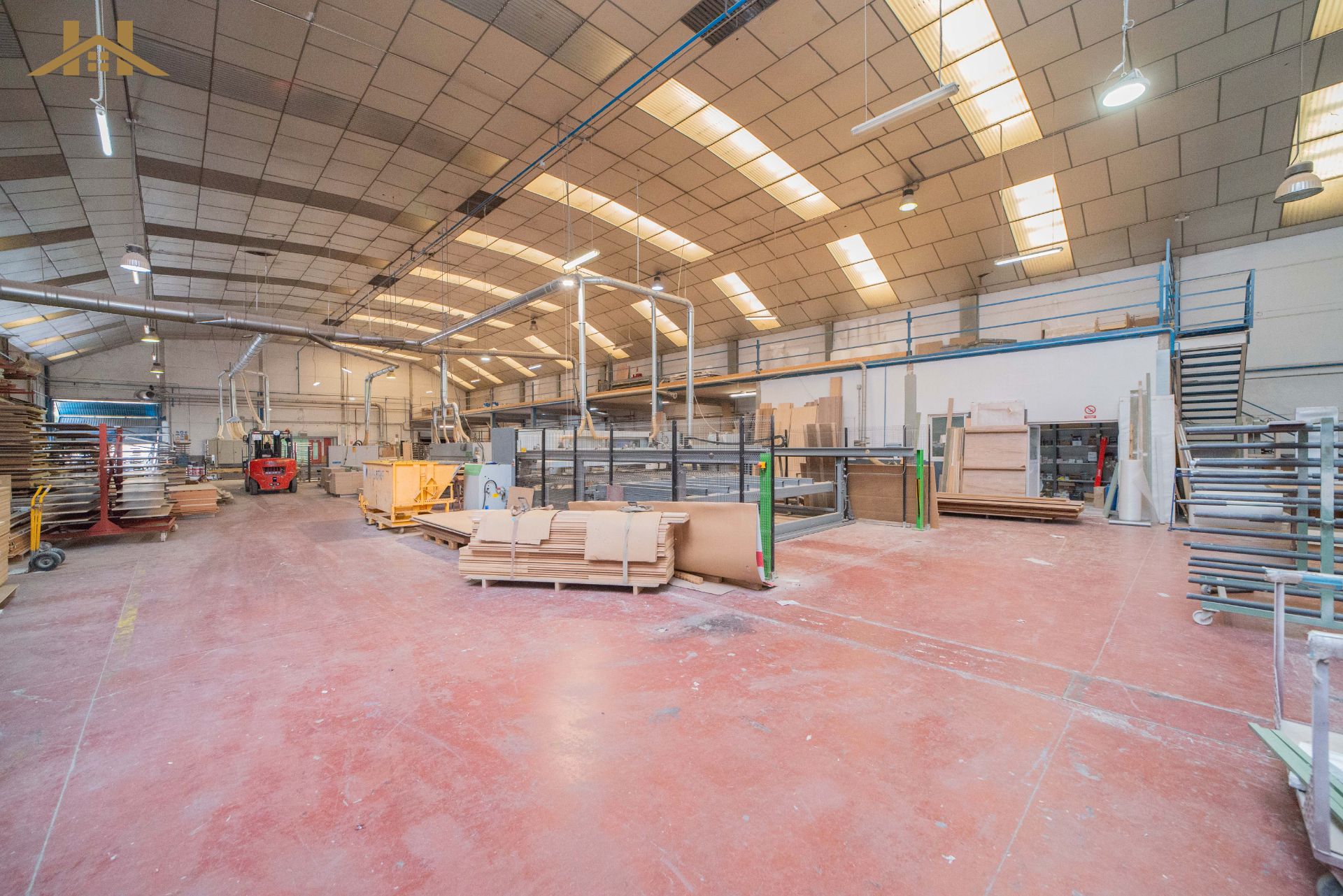 Fabrikhallen zum verkauf in Casarrubios del Monte mit Heizung und Alarm