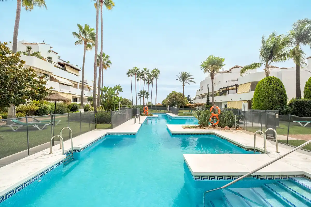 Jardín de Piso en venta en Marbella con Aire acondicionado y Terraza