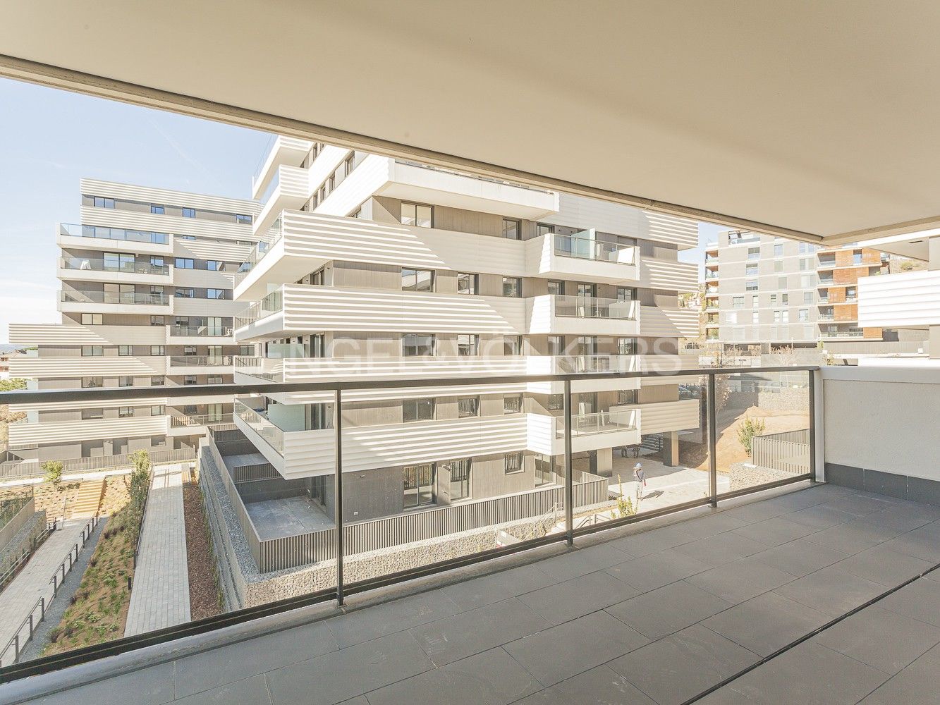 Terrassa de Apartament de lloguer en Esplugues de Llobregat amb Aire condicionat, Calefacció i Jardí privat