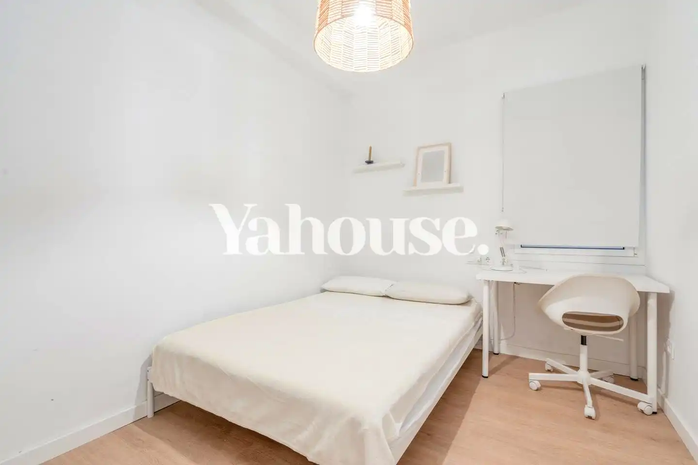 Schlafzimmer von Wohnung zum Verkauf in Barcelona mit Klimaanlage, Heizung und Parkett