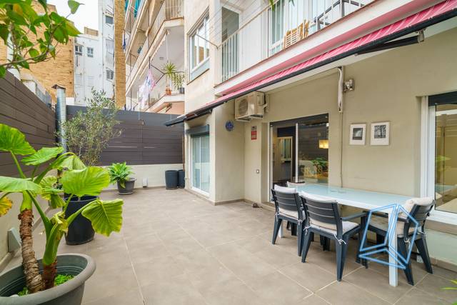 Piso en Venta en Passatge de Nogués en El Camp d'en Grassot i Gràcia Nova