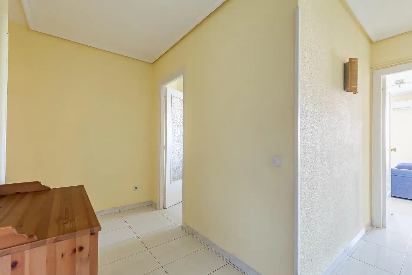 Flat for rent in Madrid  with Heating and Furnished