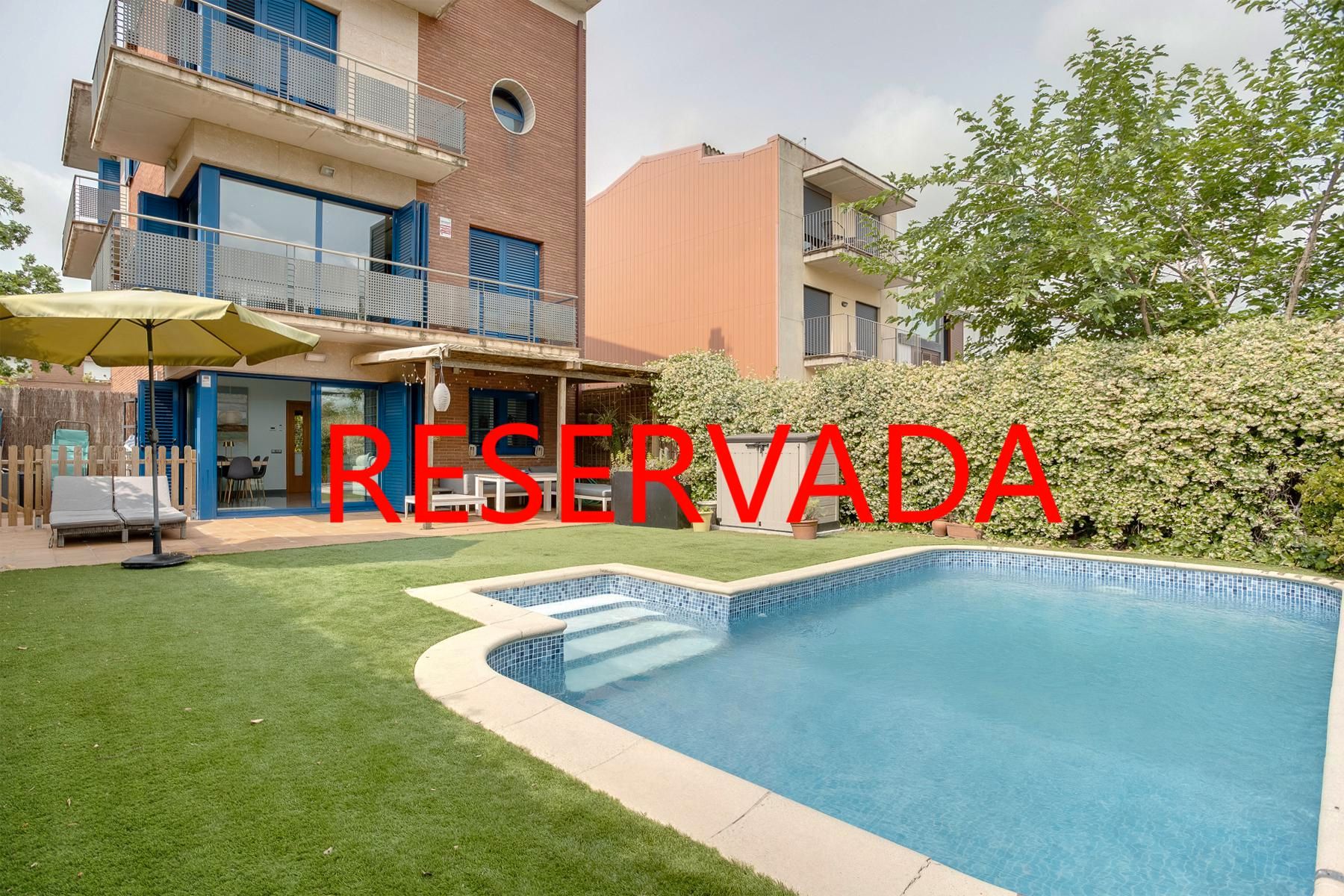 Garden of Single-family semi-detached for sale in Granollers  with Air Conditioner, Heating and Private garden