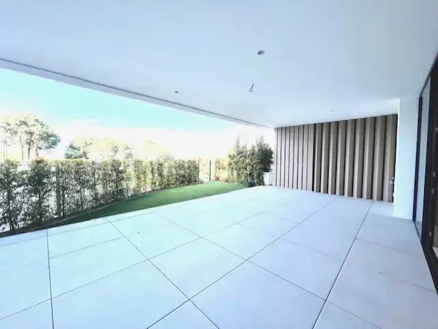 Terrassa de Planta baixa en venda en Marbella amb Aire condicionat, Calefacció i Jardí privat