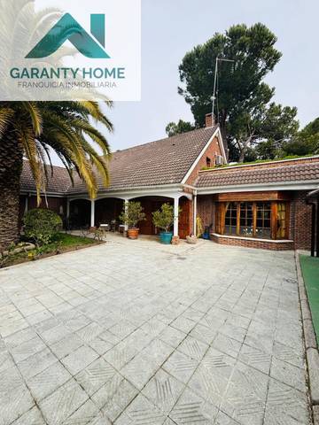 Casa-chalet en Venta en Montealina