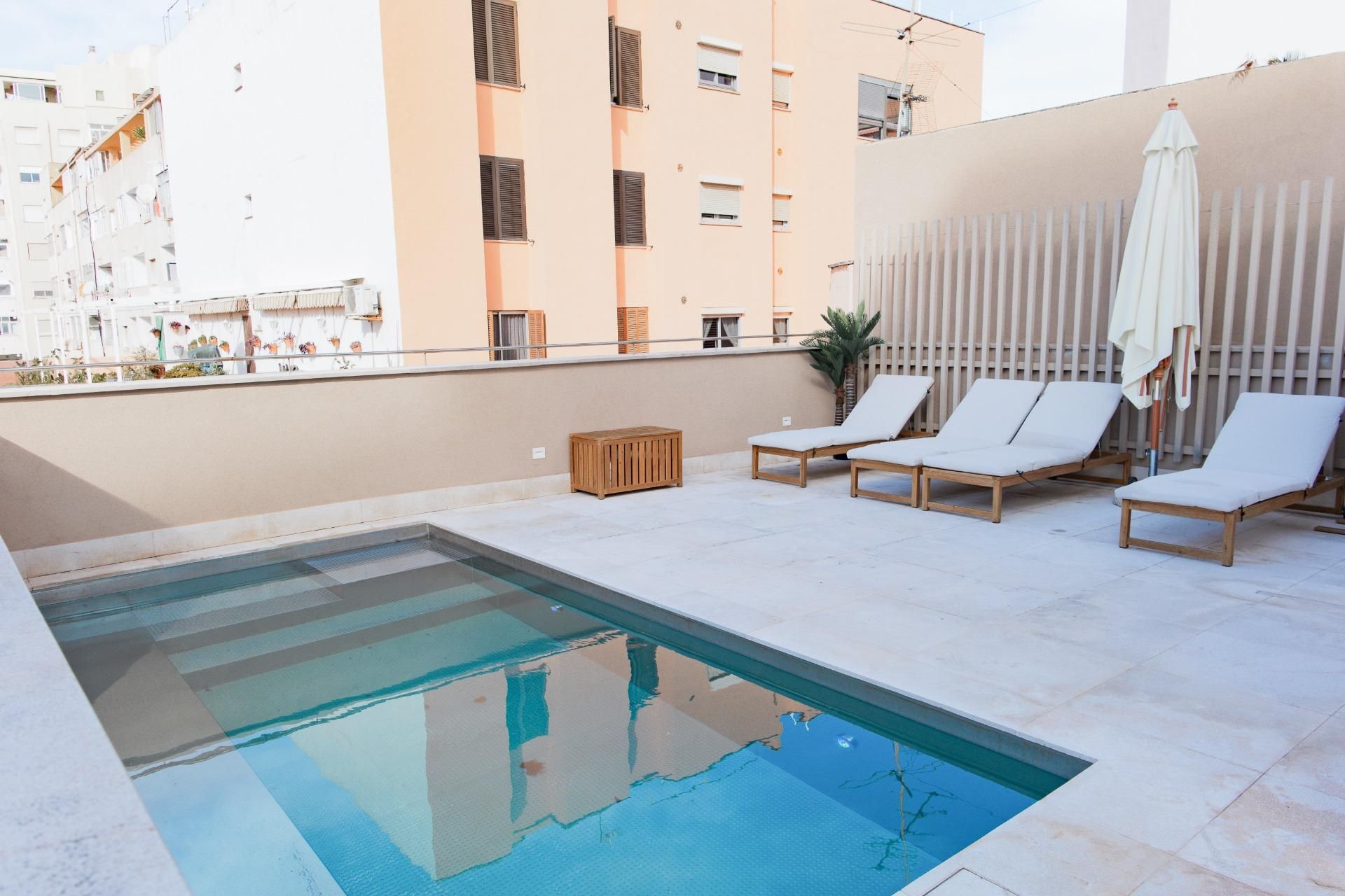 Piscina de Àtic en venda en  Palma de Mallorca amb Aire condicionat, Terrassa i Balcó