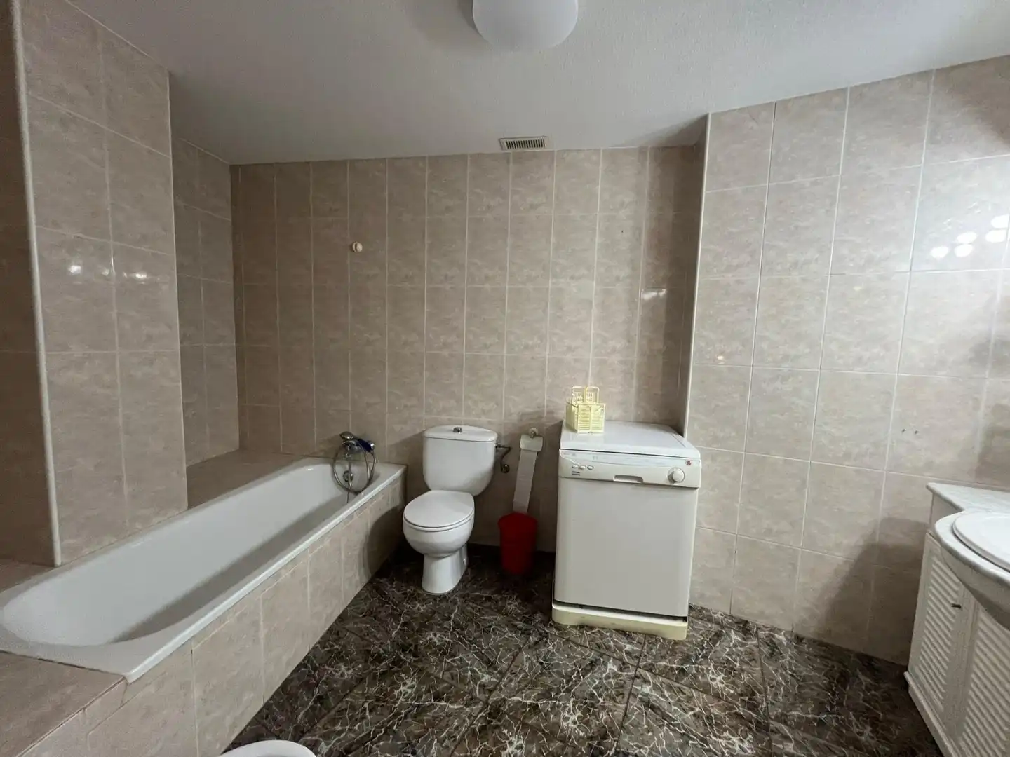 Baño de Piso en venta en Ceutí con Aire acondicionado, Calefacción y Amueblado