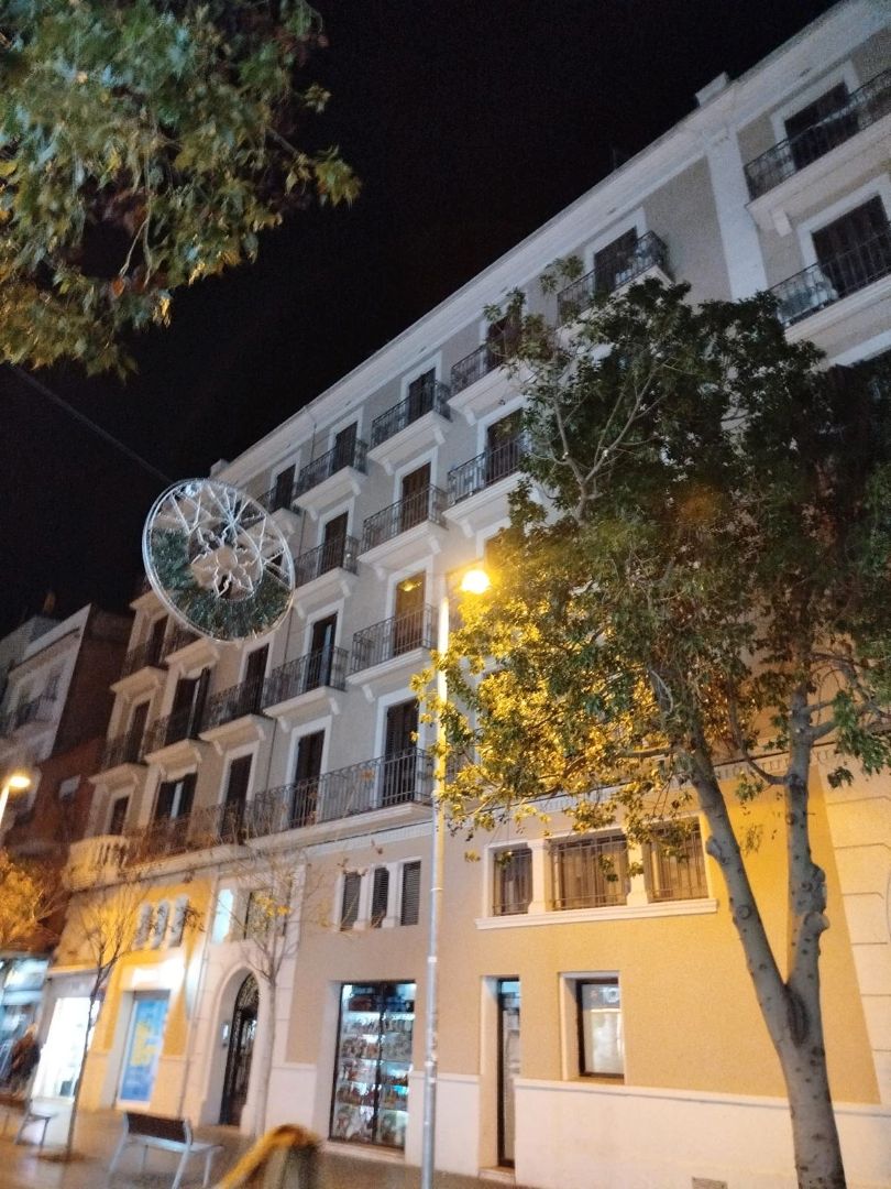 Vista exterior de Pis en venda en Sant Adrià de Besòs amb Calefacció i Balcó