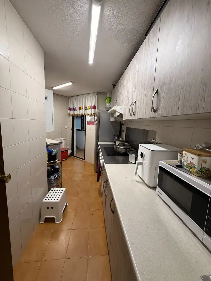 Kitchen of Flat for sale in Madrid  with Heating, Parquet flooring and Terrace