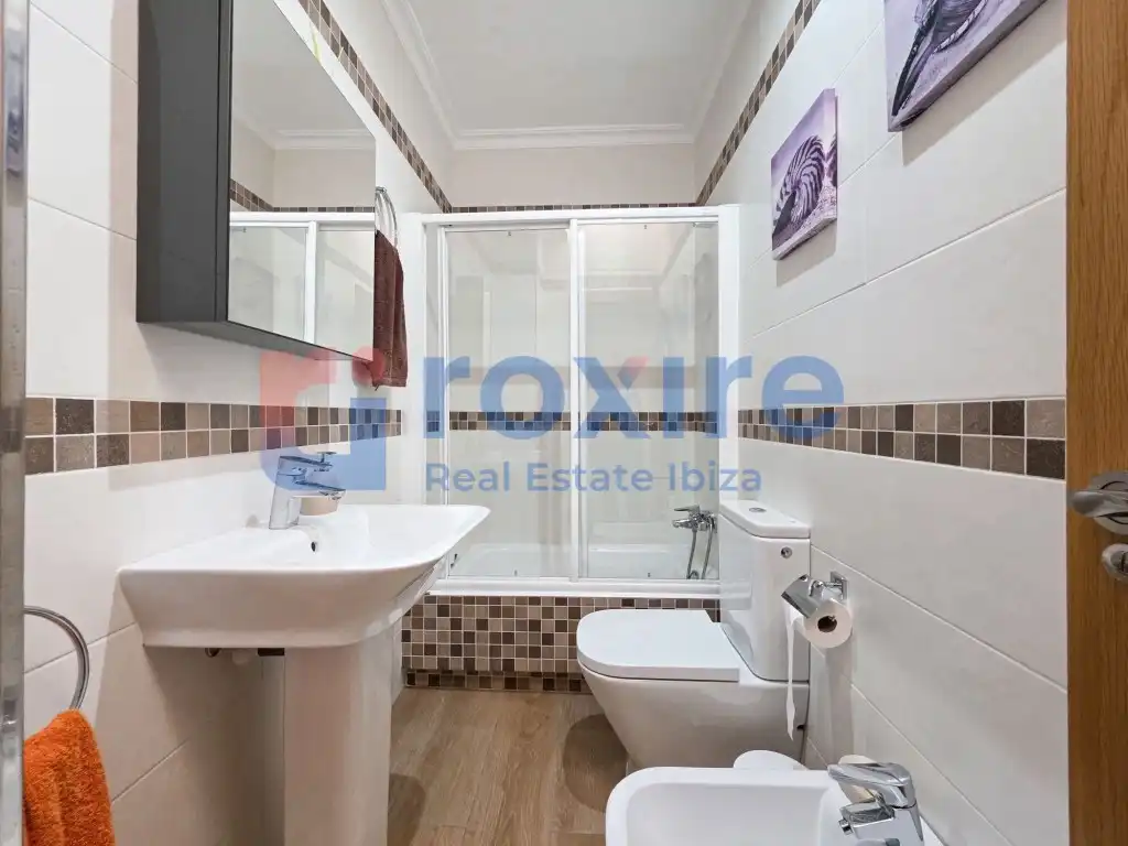 Baño de Edificio en venta en Sant Josep de sa Talaia