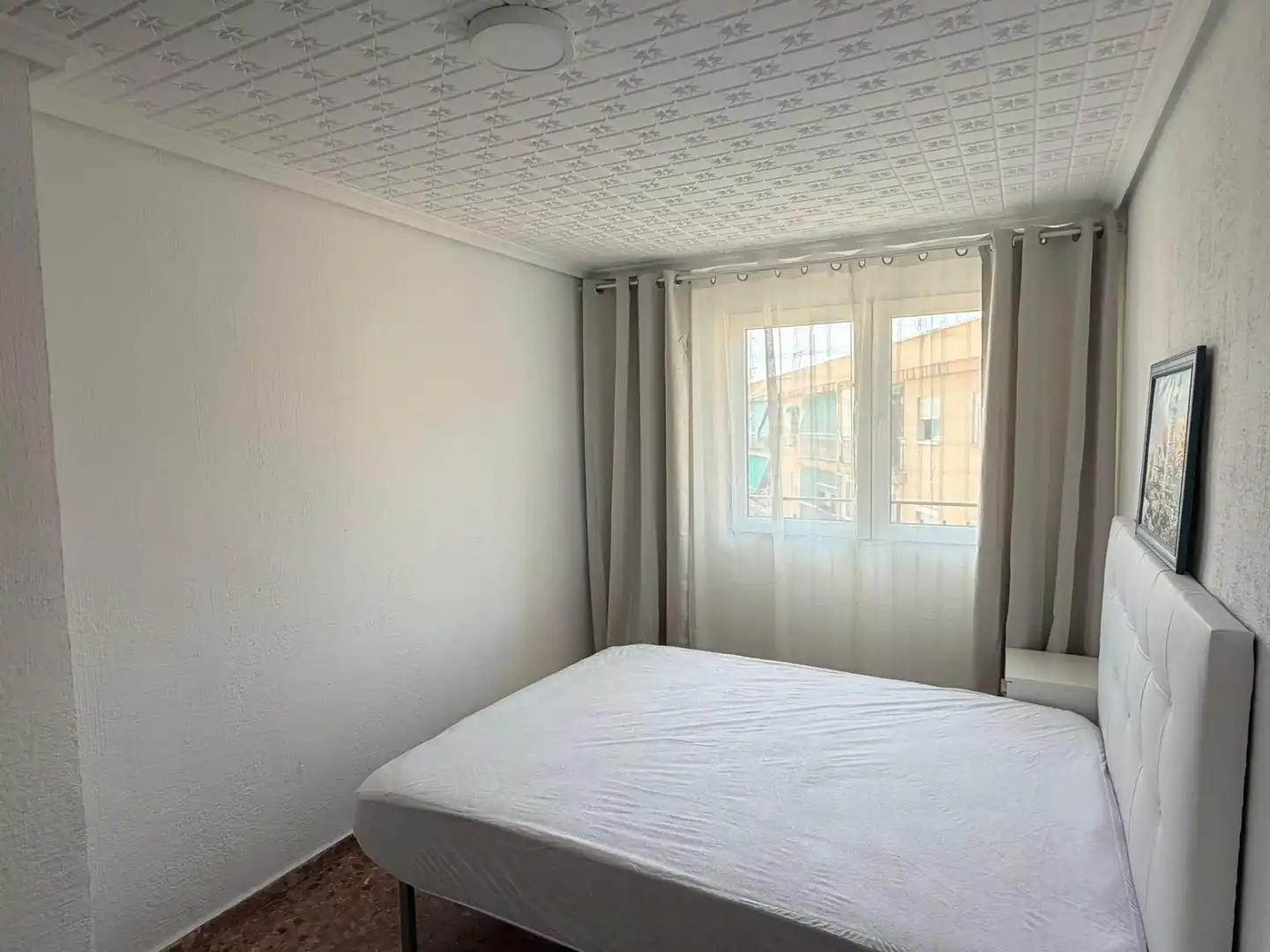 Schlafzimmer von Wohnung zur Miete in Alicante / Alacant mit Balkon