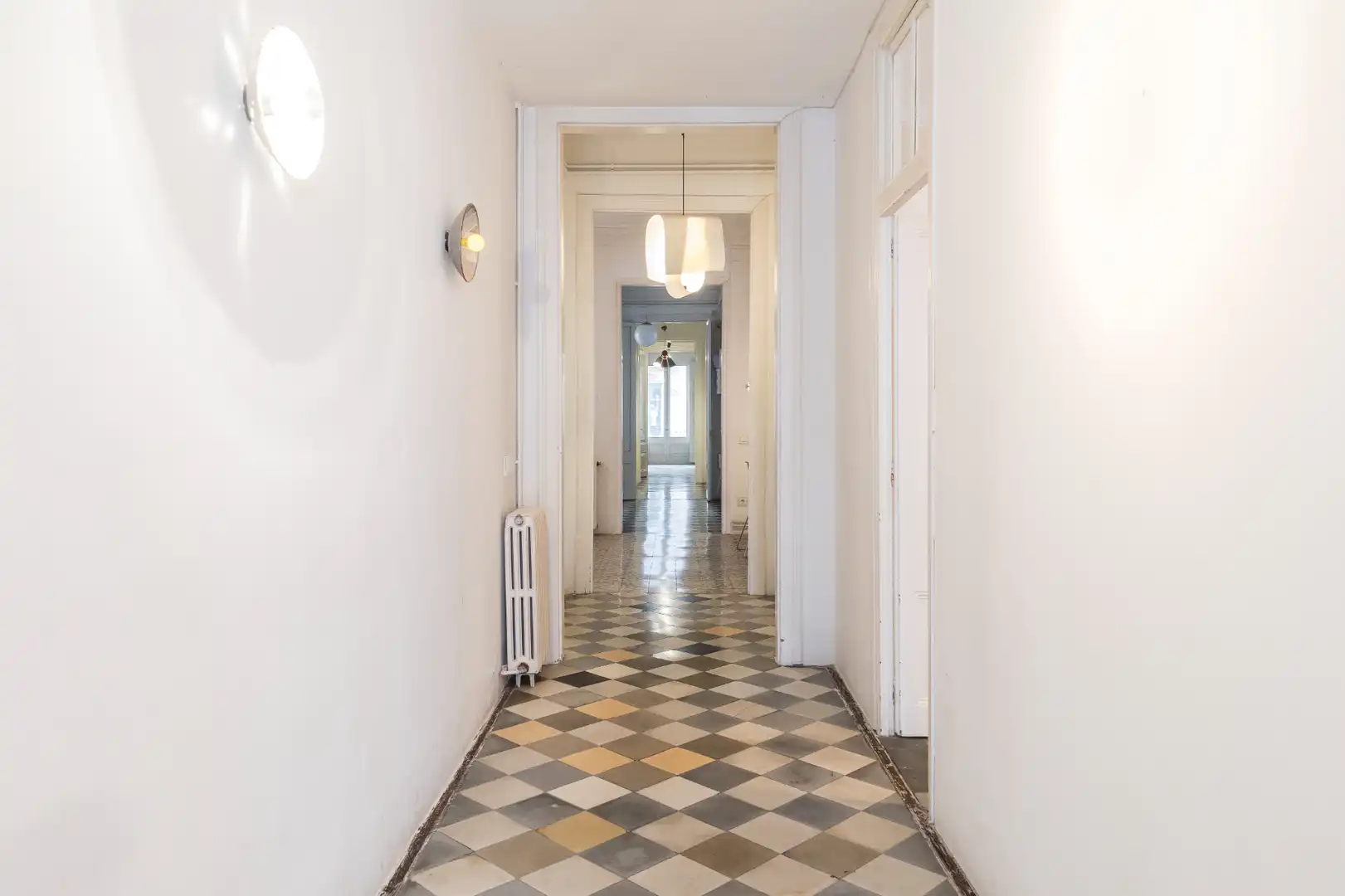 Piso en venta en Barcelona con Calefacción, Terraza y Amueblado