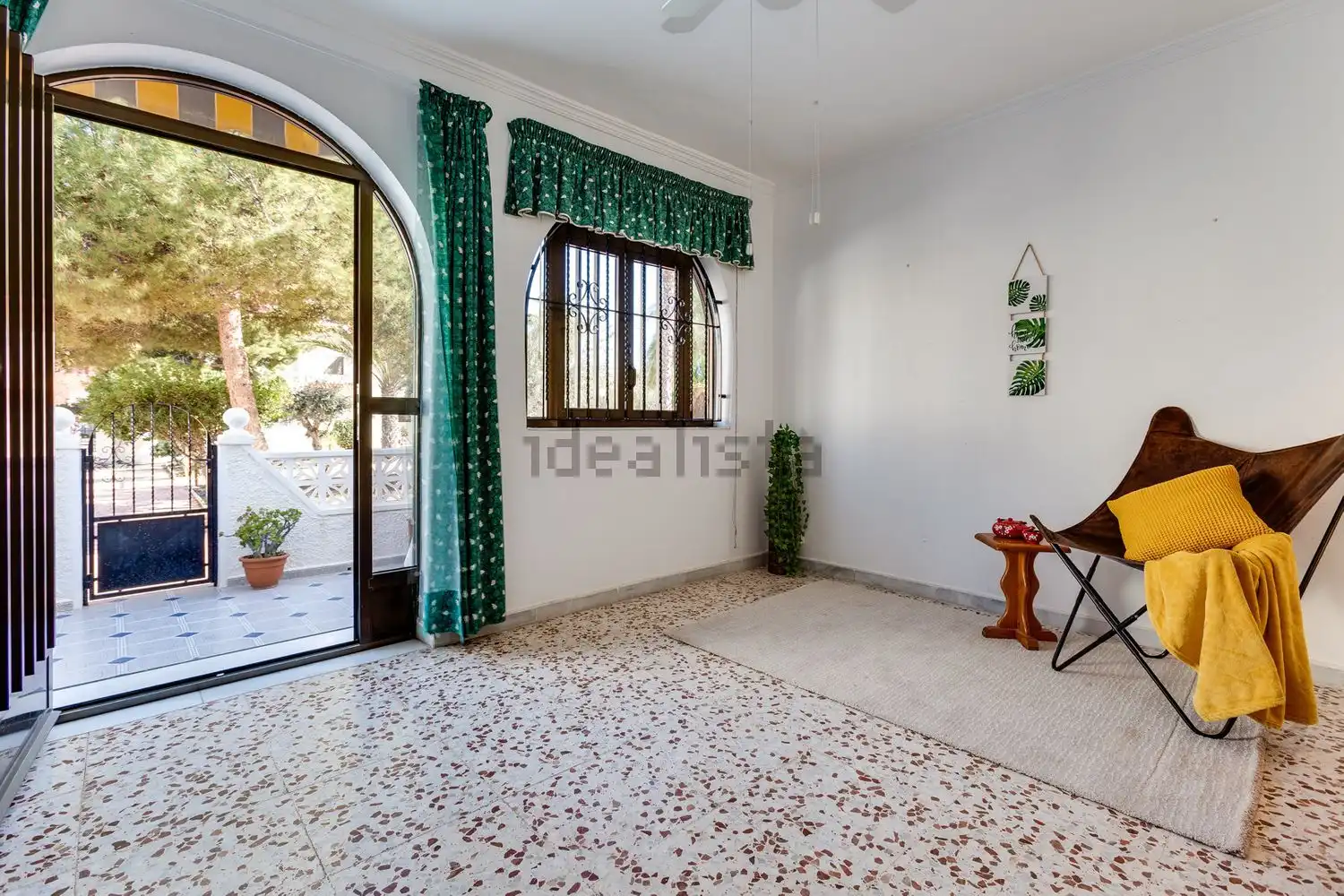 Casa o chalet de alquiler en Pilar de la Horadada con Aire acondicionado, Calefacción y Jardín privado