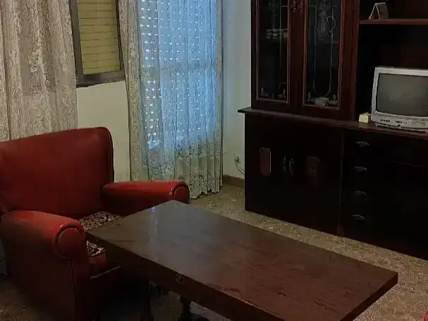 Sala d'estar de Casa adosada en venda en Ahigal amb Balcó
