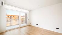 Bedroom of Flat for sale in  Madrid Capital  with Air Conditioner, Heating and Balcony