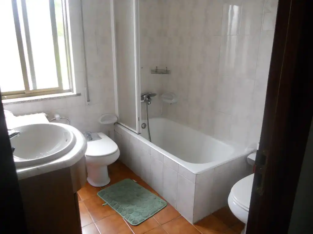 Bathroom of Houses for rent in Lugo  with Heating, Storage room and Furnished