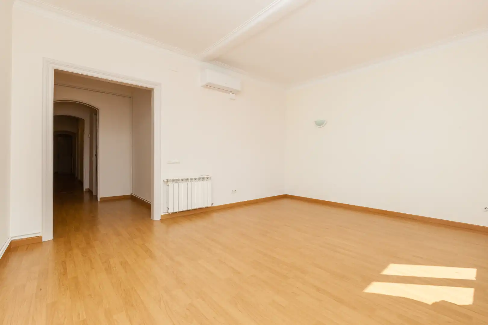 Wohnung zur Miete in Carrer de Casanova, L'Antiga Esquerra de l'Eixample