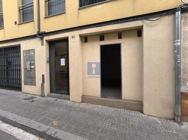Local comercial en venda a Montserrat