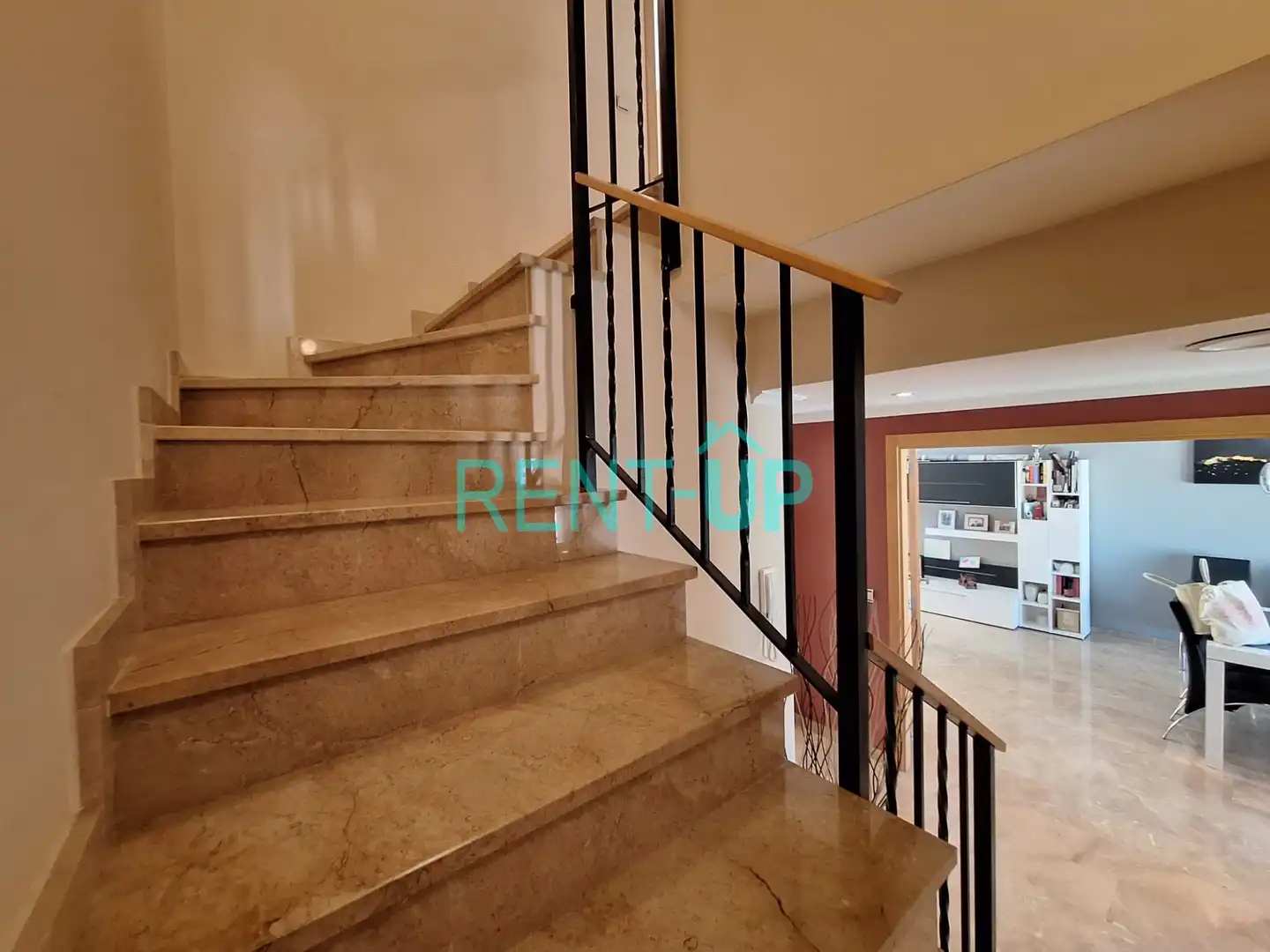 Casa adosada en venta en Novelé  / Novetlè con Aire acondicionado, Jardín privado y Terraza