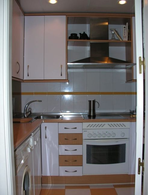 Kitchen of Flat for sale in  Madrid Capital  with Heating and Community pool