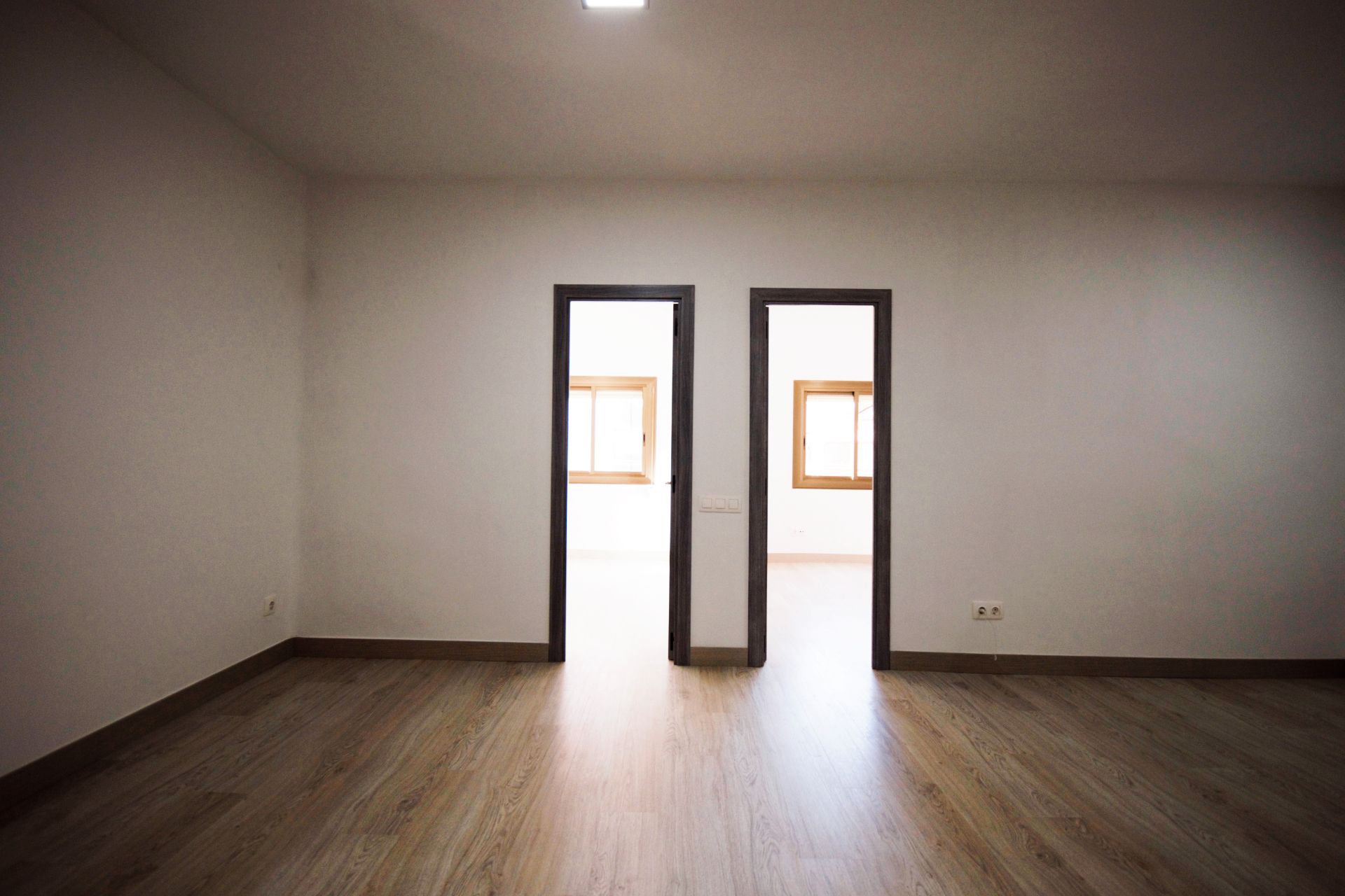 Flat for sale in L'Hospitalet de Llobregat  with Air Conditioner, Heating and Parquet flooring
