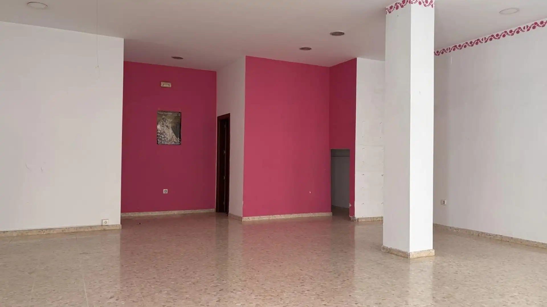 Local en venta en Lucena