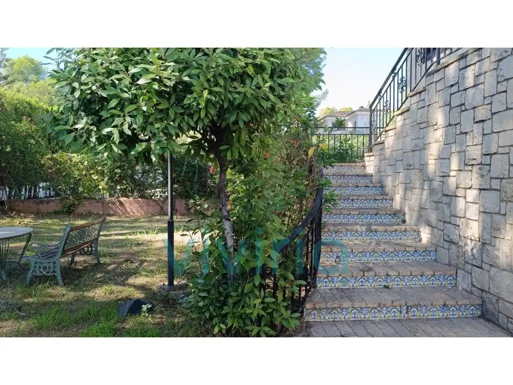 Garden of Houses for sale in La Cañada