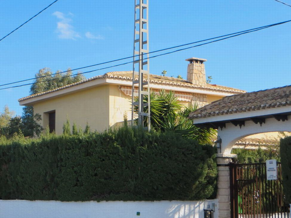 Exterior view of House or chalet for sale in El Campello  with Private garden