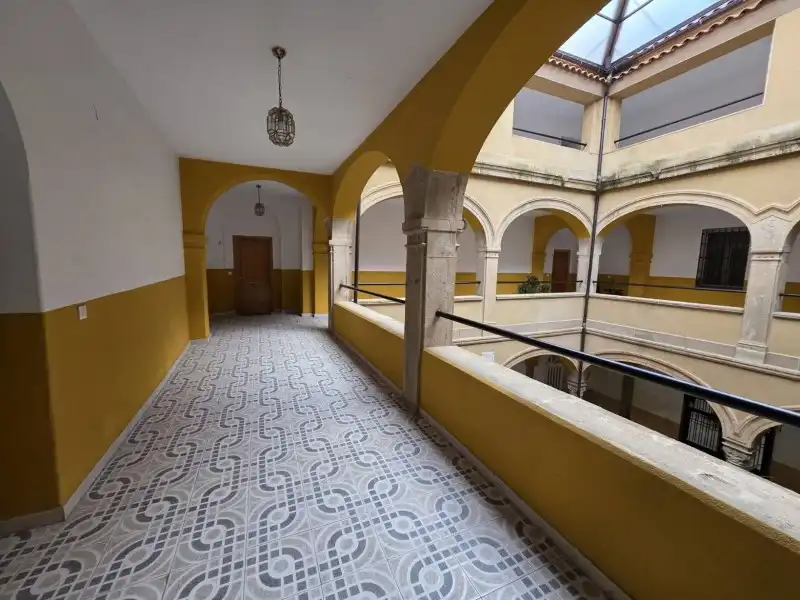 Pis de lloguer en Plasencia amb Aire condicionat, Calefacció i Jardí privat