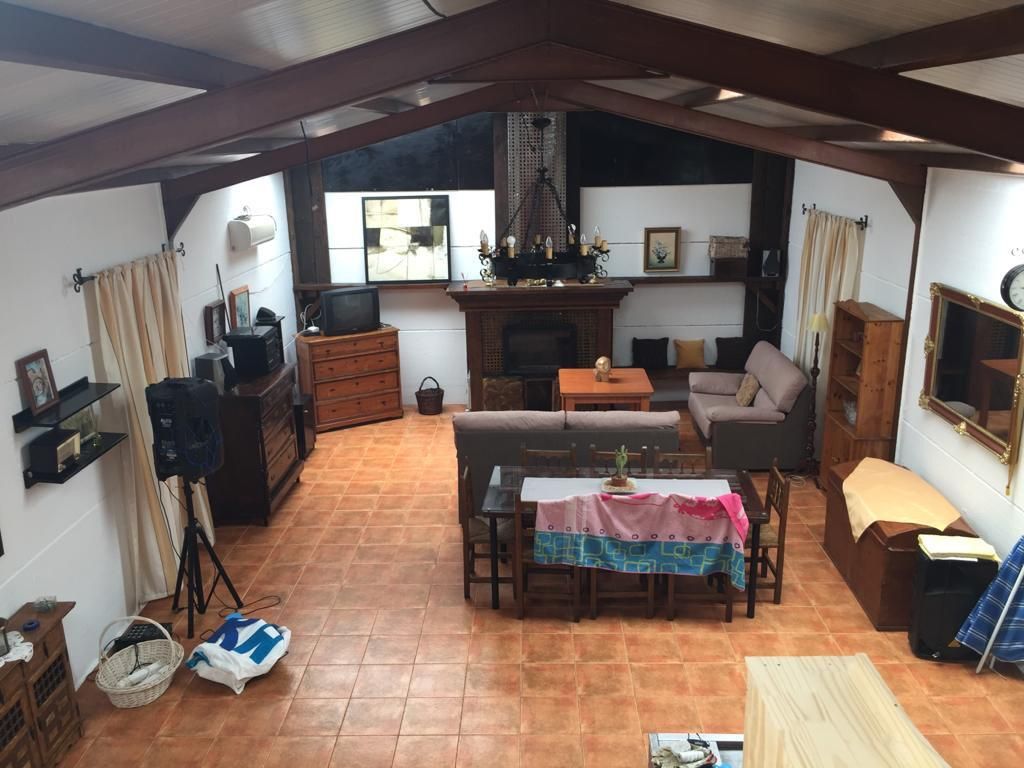 Sala de estar de Finca rústica en venta en Brazatortas con Aire acondicionado, Terraza y Trastero