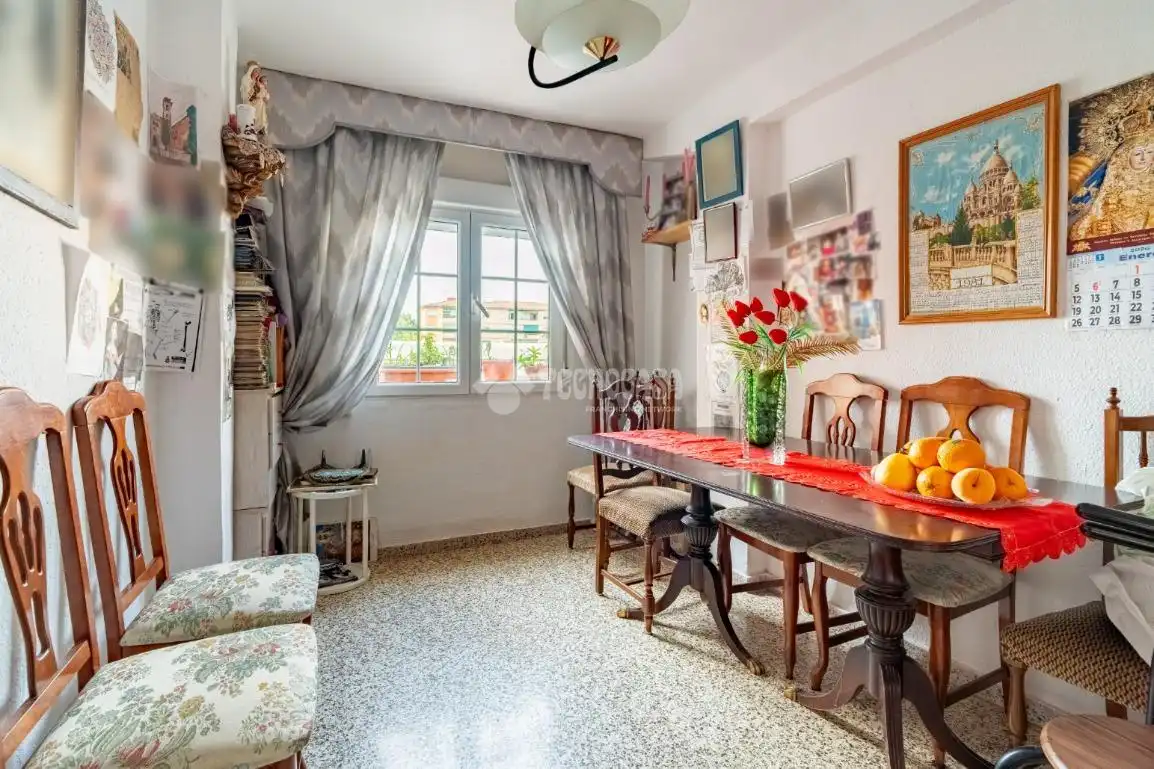 Dining room of Flat for sale in Granada  with Air Conditioner, Heating and Terrace