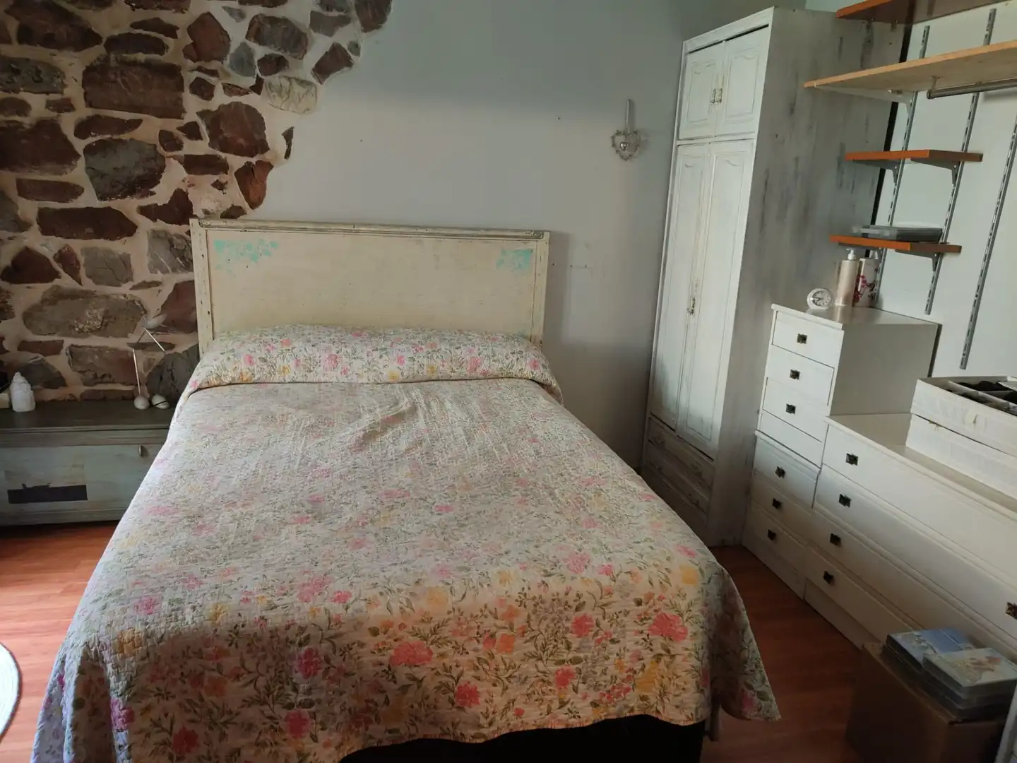 Bedroom of Flat for share in Donostia - San Sebastián 