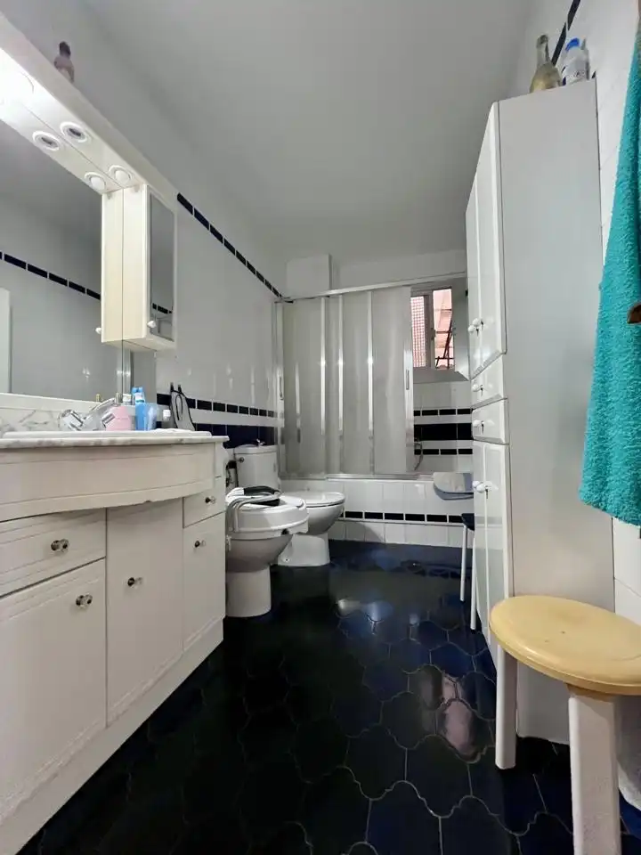 Appartamento con ascensore in vendita a calle de Monturiol, imagen 24