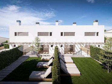 Terraced house with balcony for sale in Teià