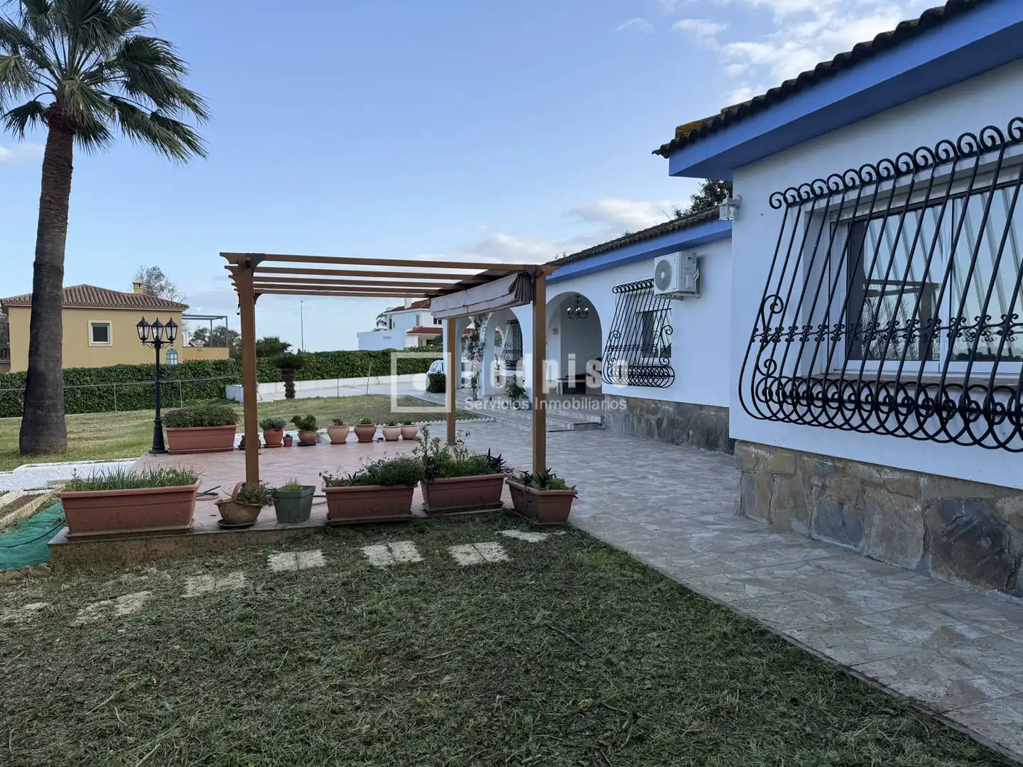 Exterior view of Houses for sale in Málaga  with Air Conditioner, Private garden and Furnished