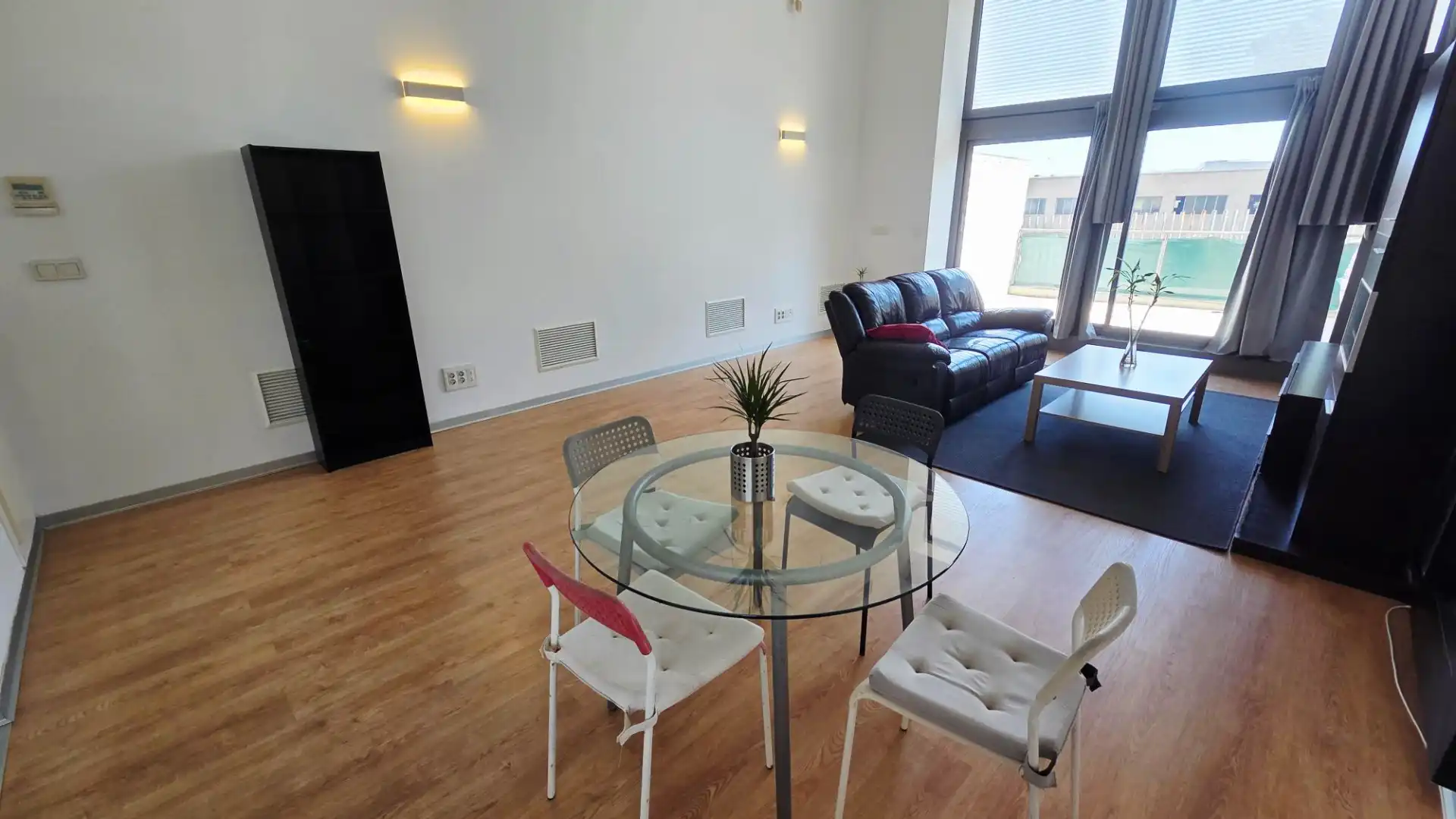 Lofts for sale in Carrer de la Creu Roja, Vara de Quart