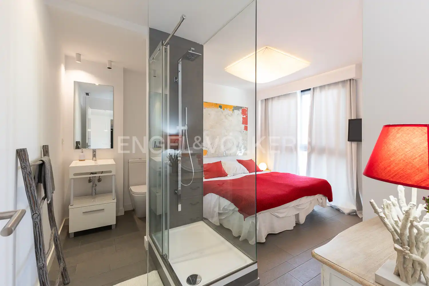 Wohnung zur Miete in Calle Isabel de Villena, La Malva-rosa