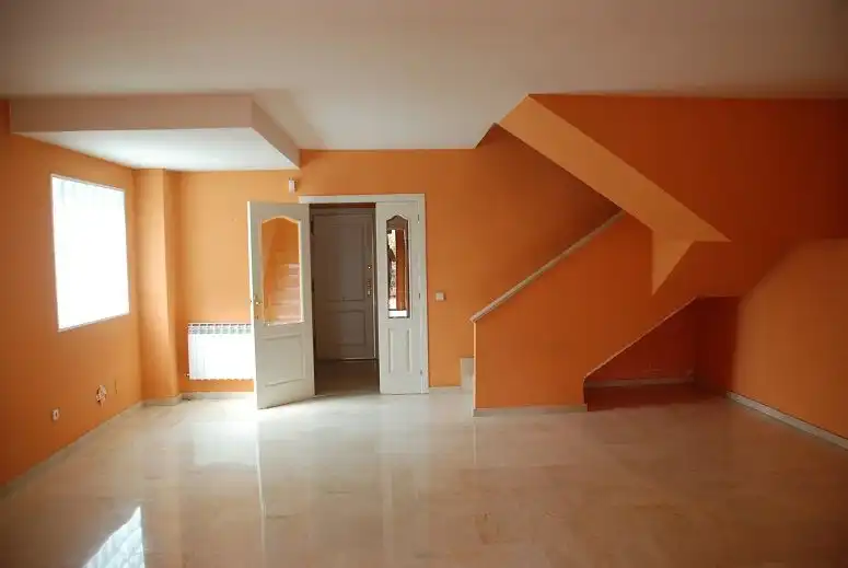 Detached homes for sale in Loranca