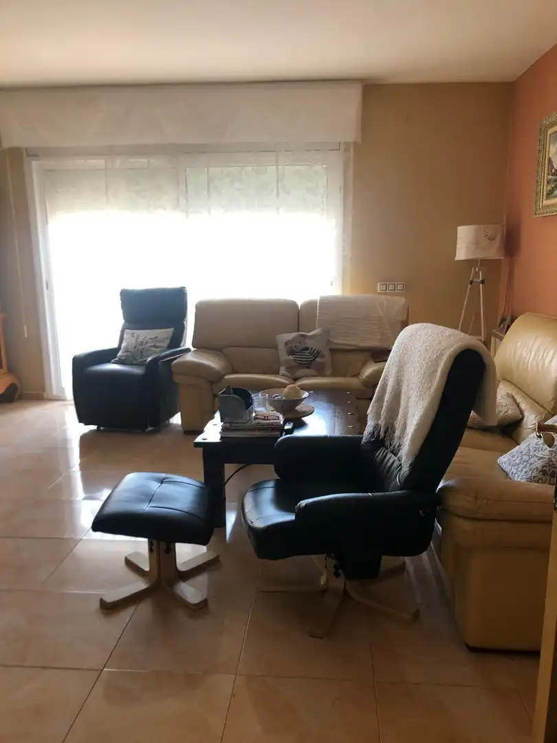 Sala de estar de Casa adosada en venta en Sant Jaume dels Domenys con Calefacción, Terraza y Trastero