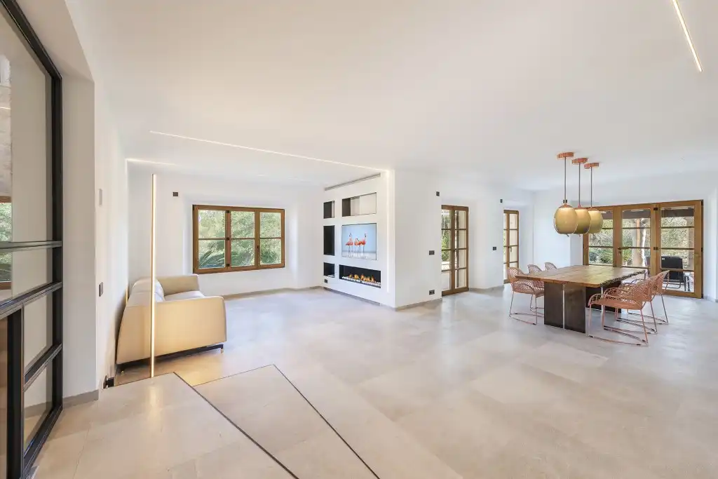 Sala de estar de Finca rústica en venta en Pollença con Aire acondicionado, Calefacción y Jardín privado