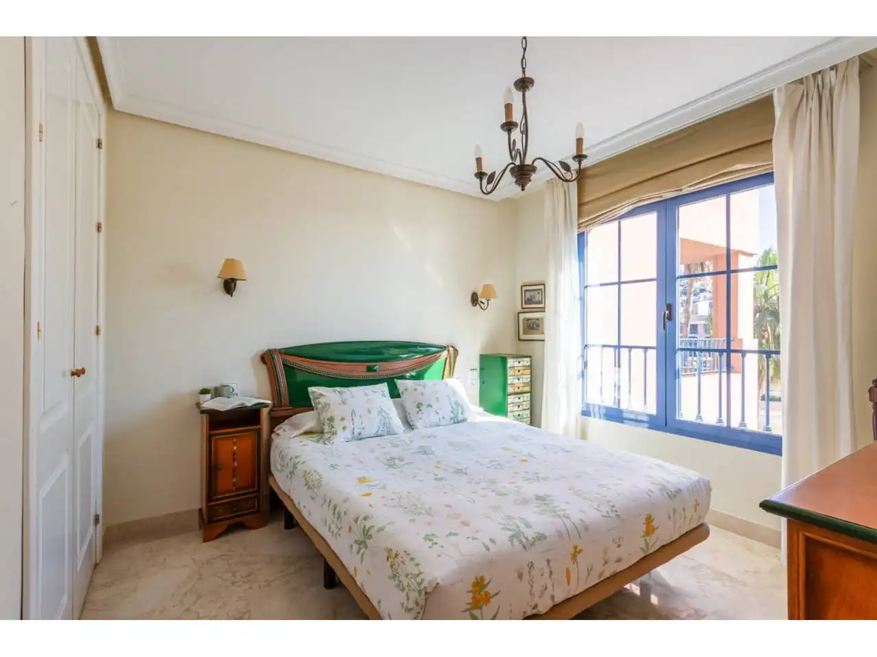 Dormitori de Apartament en venda en Almuñécar amb Terrassa, Traster i Alarma