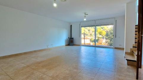 Foto 2 de Casa o chalet de alquiler en Corbera de Llobregat, Barcelona