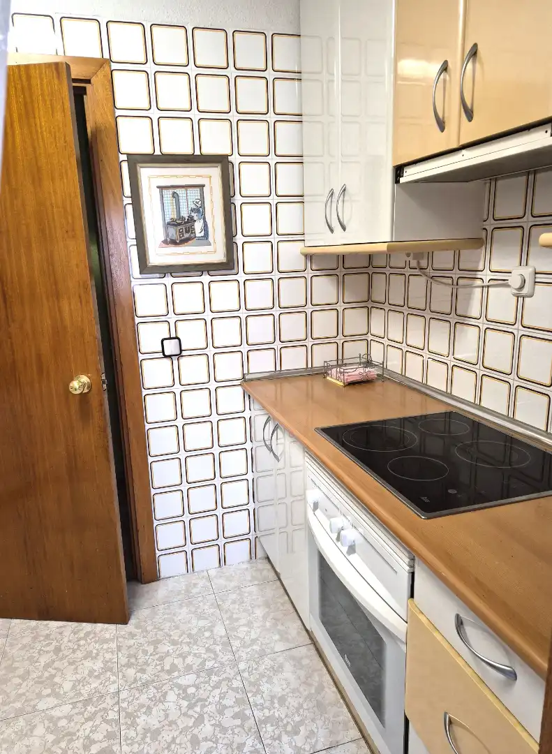 Cocina de Piso en venta en San Fernando de Henares con Aire acondicionado, Calefacción y Parquet